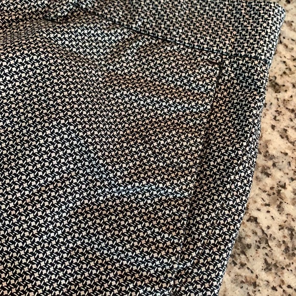 NAUTICA Shorts. Size 30.  Inseam 9” - Picture 3 of 7